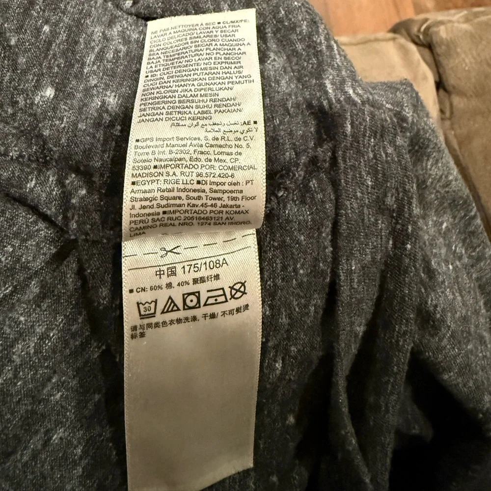 Old Navy Men’s Long Sleeve Shirt, Excellent Condition! Size Large - Picture 4 of 4